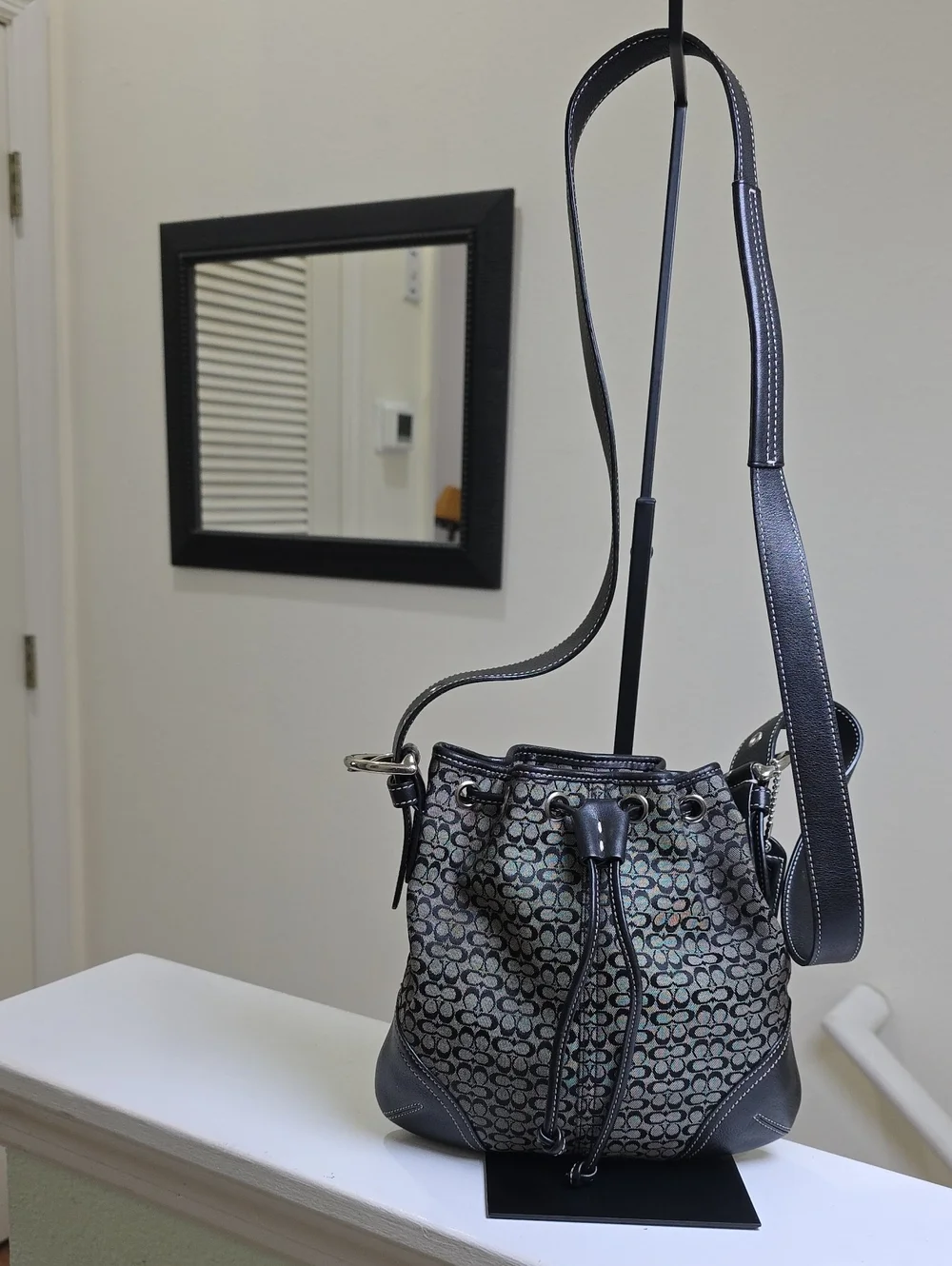 COACH 6387 Vintage Y2K Grey/Black Signature Print Small Drawstring Crossbody EUC